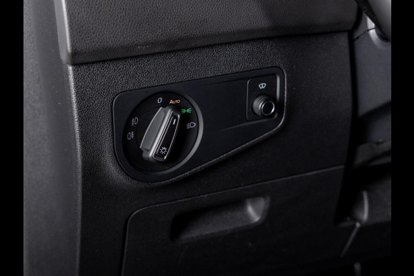 Volkswagen Tiguan 2.0 TSI 4Motion 2x R-Line / 230pk / Panoramadak / Trekhaak / Apple Carplay