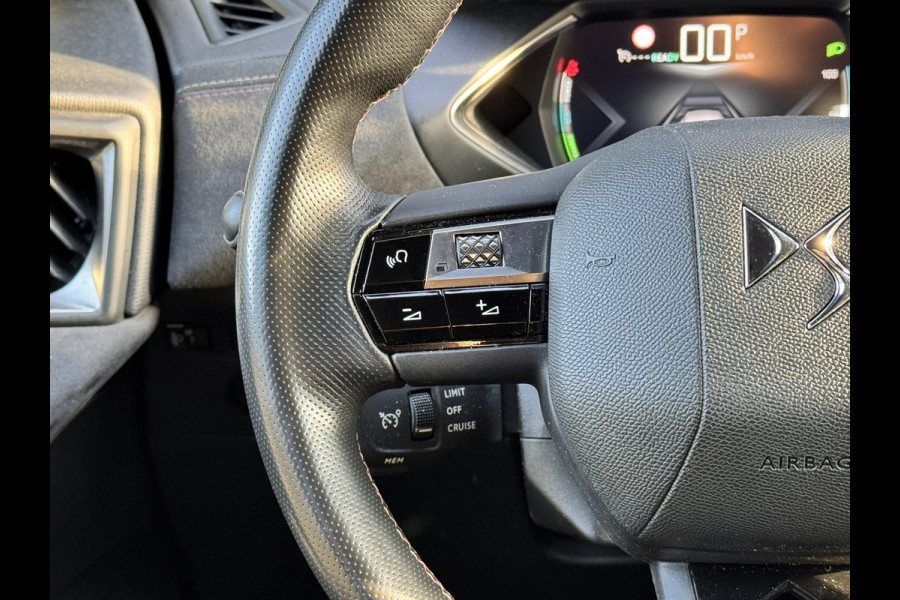 DS DS 3 Crossback E-Tense Business 50 kWh | Stoelverwarming | Apple carplay/Android auto | Camera achter | Cruise control | Navigatie |  Deze auto bezichtigen? Bel voor een afspraak!