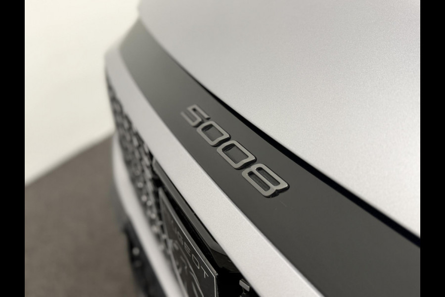 Peugeot 5008 1.2 Hybrid 136pk Allure Automaat | Navigatie | Cruise control | Climate control | LED | Voorstoelen verwarmd | Parkeersensoren | Camera | Apple Carplay/ Android Auto | Radio