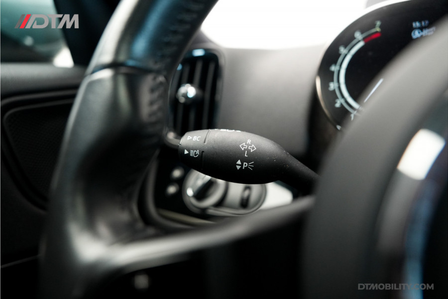 MINI Countryman 1.5 Cooper Northwood | Panoramadak | Head-up Display | Leder