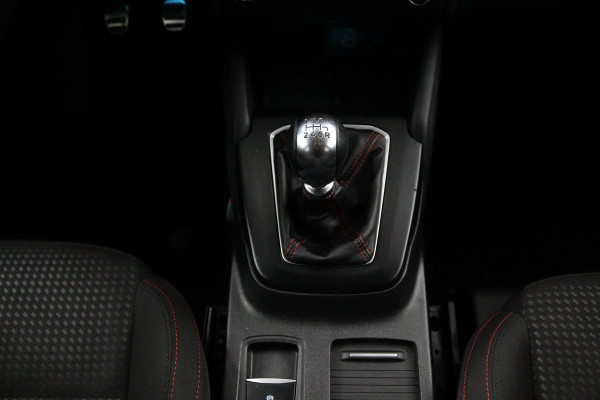 Ford FOCUS Wagon 1.0 EcoBoost Hybrid ST Line*NAVI*ECC*CRUISE*CAM*