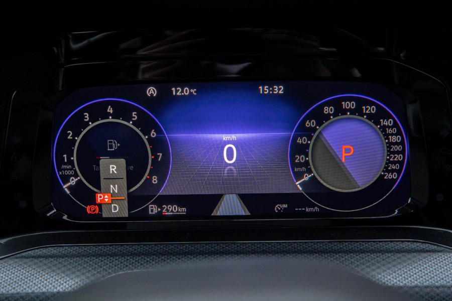 Volkswagen Golf 1.5 eTSI R-Line Business | Panoramadak | ACC | Automaat