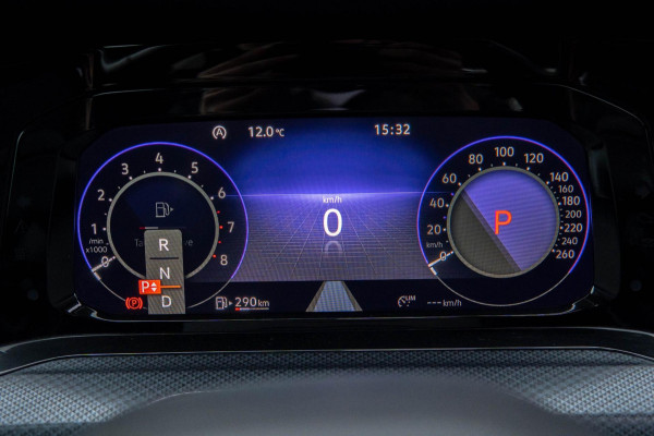 Volkswagen Golf 1.5 eTSI R-Line Business | Panoramadak | ACC | Automaat