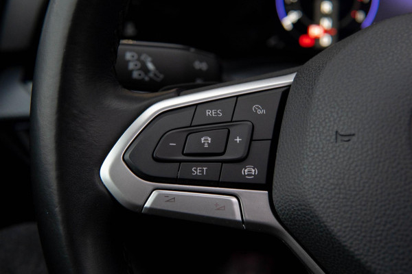 Volkswagen Golf 1.5 eTSI R-Line Business | Panoramadak | ACC | Automaat