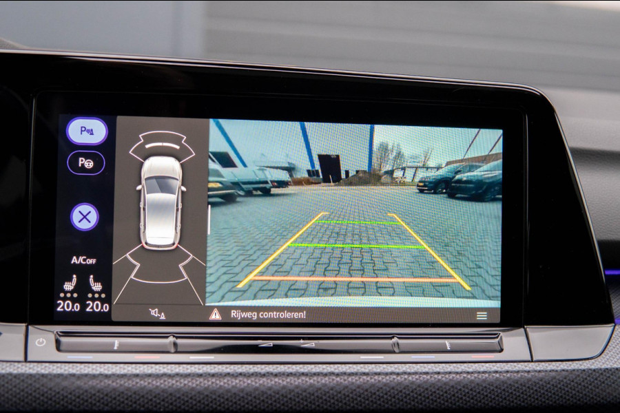 Volkswagen Golf 1.5 eTSI R-Line Business | Panoramadak | ACC | Automaat