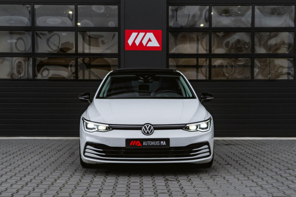 Volkswagen Golf 1.5 eTSI R-Line Business | Panoramadak | ACC | Automaat