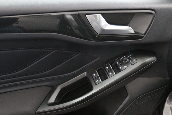 Ford FOCUS Wagon 1.0 EcoBoost Hybrid ST Line*NAVI*ECC*CRUISE*CAM*