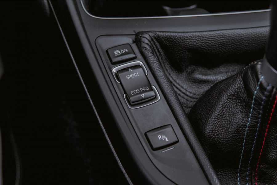 BMW 1-serie 118i Edition M Sport Shadow High Executive