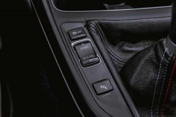 BMW 1-serie 118i Edition M Sport Shadow High Executive