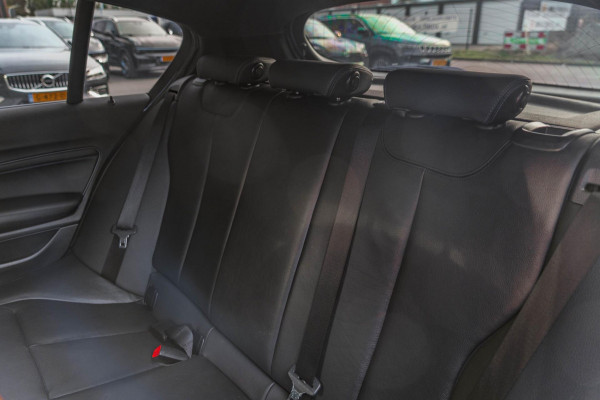 BMW 1-serie 118i Edition M Sport Shadow High Executive