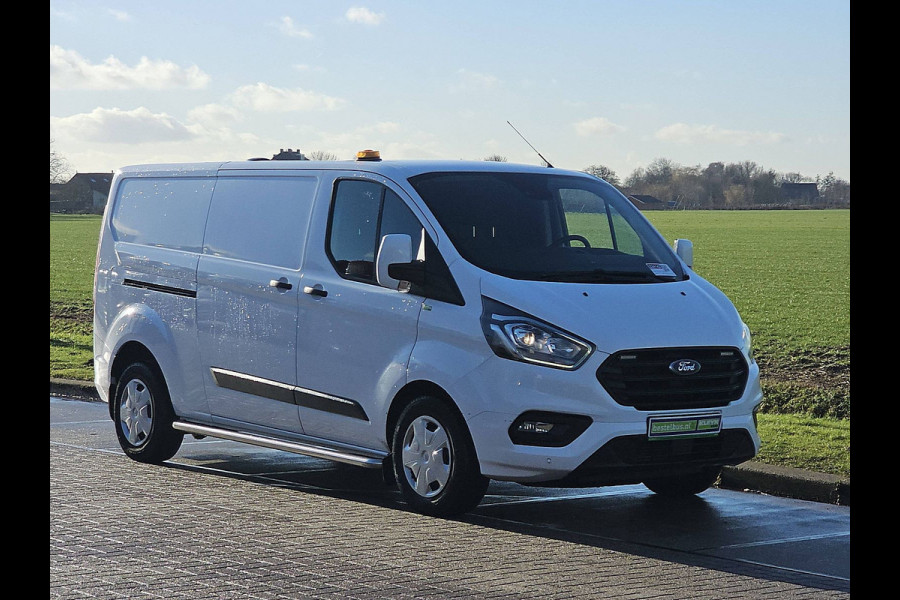 Ford Transit Custom 340 2.0 TDCI L2H1 Trend NAP Euro6 Airco Trekhaak Sidebars Bumpers-Kleur Oh-Historie Wp-Inrichting 1e Eigenaar!