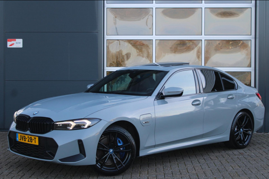 BMW 3-serie 330e M-Sport Pro | Pano | HUD | HK | 19''