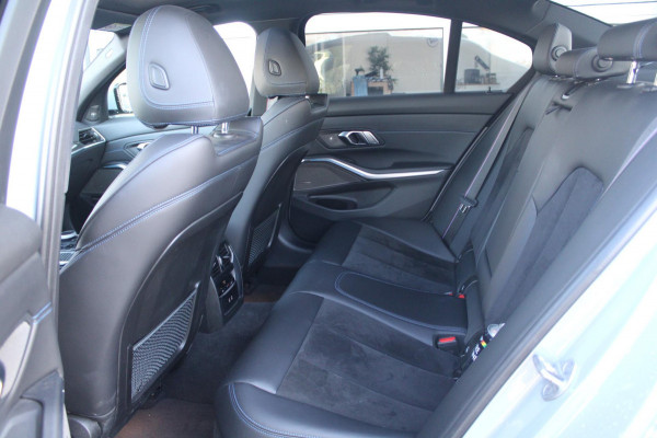 BMW 3-serie 330e M-Sport Pro | Pano | HUD | HK | 19''