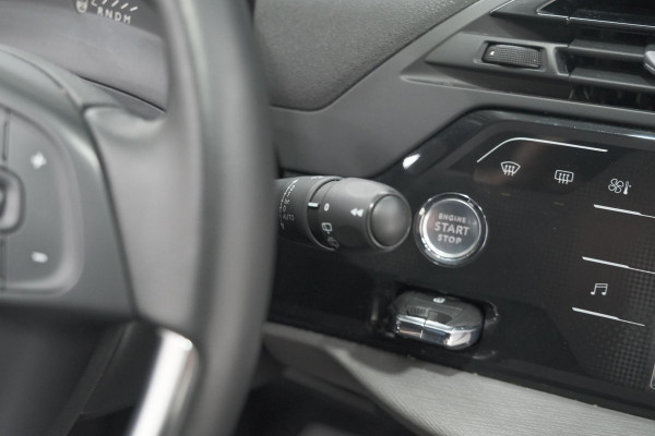 Citroën C4 Spacetourer PureTech 130 Feel | Climate Control | Apple Carplay | Cruise Control | Parkeersensoren
