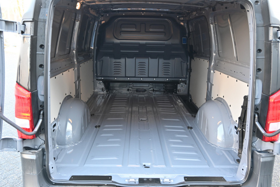 Mercedes-Benz Vito 116 CDI 4x4 L2 Pro Trekhaak, Achterdeuren