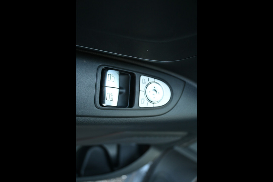 Mercedes-Benz Vito 116 CDI 4x4 L2 Pro Trekhaak, Achterdeuren