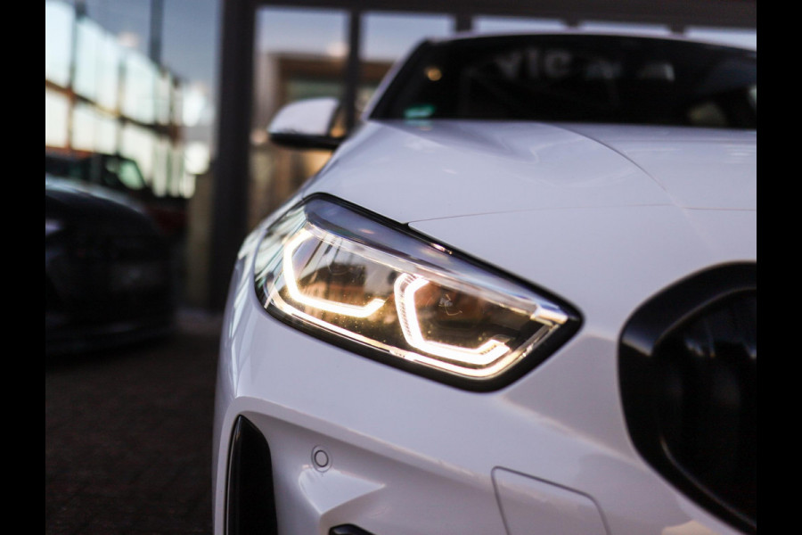 BMW 1-serie 118i High Executive | M-Sport | PDC | LED | Cruise Control