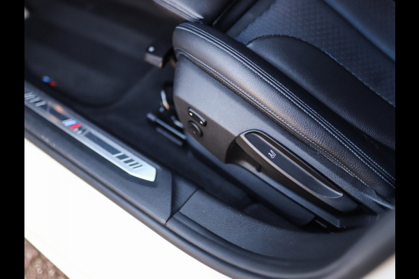 BMW 1-serie 118i High Executive | M-Sport | PDC | LED | Cruise Control