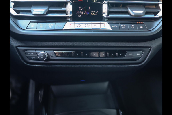 BMW 1-serie 118i High Executive | M-Sport | PDC | LED | Cruise Control