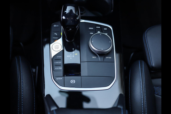 BMW 1-serie 118i High Executive | M-Sport | PDC | LED | Cruise Control