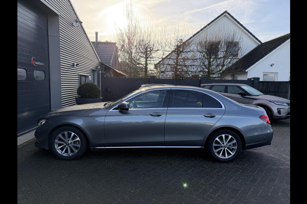 Mercedes-Benz E-Klasse 220 d Business Solution | Widescreen | Sfeerverlichting | Navigatie | Lederen Bekleding | Stoelverwarming |