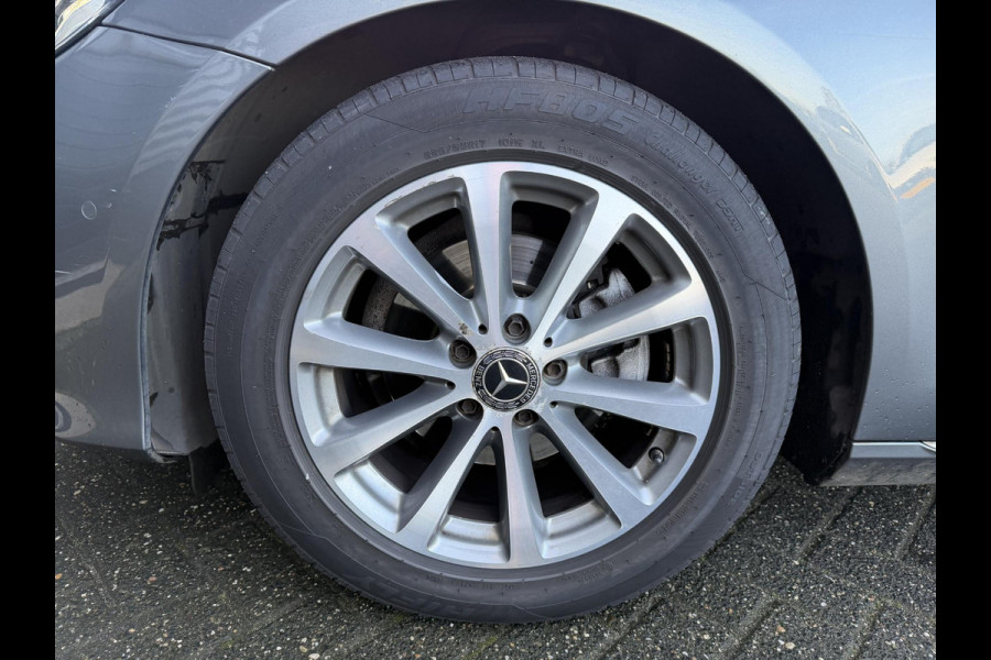 Mercedes-Benz E-Klasse 220 d Business Solution | Widescreen | Sfeerverlichting | Navigatie | Lederen Bekleding | Stoelverwarming |
