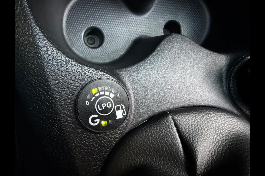 Dacia Sandero 1.0 TCe Bi-Fuel Stepway 15th Anniversary, CarPlay, NAP