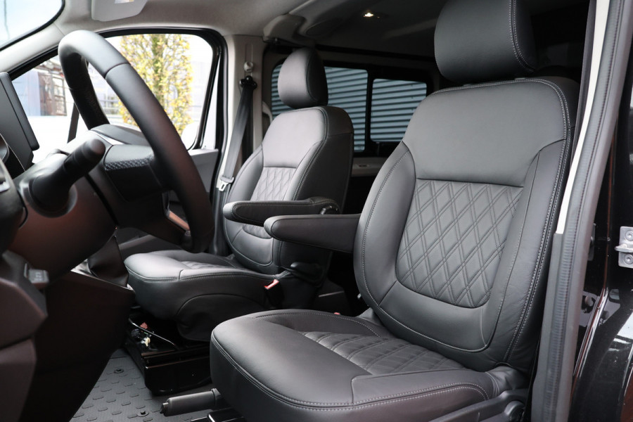 Renault Trafic 2.0 170 PK L2H1 DC | Dubbel Cabine | L+R Schuifdeur | Navigatie | Blind Spot | Camera | CarPlay | Trekhaak | Stoelverwarming | Virtual Cockpit | 5-Zitter | Dubbel cabine | NAP Logisch | NL Auto