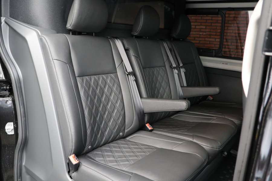 Renault Trafic 2.0 170 PK L2H1 DC | Dubbel Cabine | L+R Schuifdeur | Navigatie | Blind Spot | Camera | CarPlay | Trekhaak | Stoelverwarming | Virtual Cockpit | 5-Zitter | Dubbel cabine | NAP Logisch | NL Auto