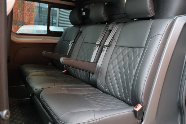 Renault Trafic 2.0 170 PK L2H1 DC | Dubbel Cabine | L+R Schuifdeur | Navigatie | Blind Spot | Camera | CarPlay | Trekhaak | Stoelverwarming | Virtual Cockpit | 5-Zitter | Dubbel cabine | NAP Logisch | NL Auto