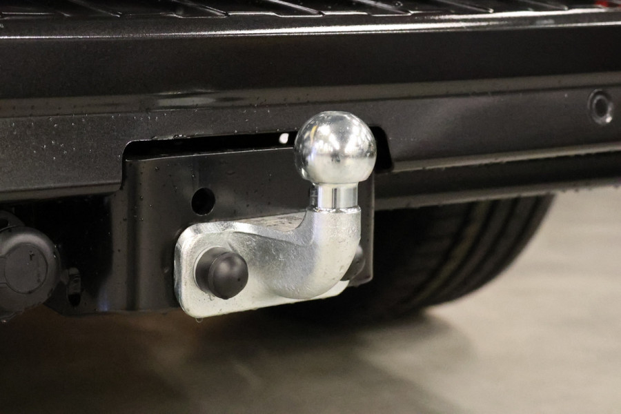 Renault Trafic 2.0 170 PK L2H1 DC | Dubbel Cabine | L+R Schuifdeur | Navigatie | Blind Spot | Camera | CarPlay | Trekhaak | Stoelverwarming | Virtual Cockpit | 5-Zitter | Dubbel cabine | NAP Logisch | NL Auto