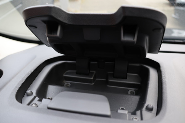 Renault Trafic 2.0 170 PK L2H1 DC | Dubbel Cabine | L+R Schuifdeur | Navigatie | Blind Spot | Camera | CarPlay | Trekhaak | Stoelverwarming | Virtual Cockpit | 5-Zitter | Dubbel cabine | NAP Logisch | NL Auto