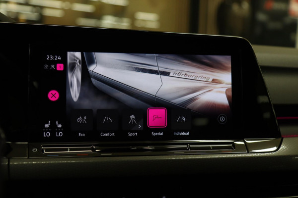 Volkswagen Golf 2.0 TSI GTI 45 JAHRE CLUBSPORT AKRA/NURBURGRING/PANO/CARPLAY/IQ-LIGHT/VOLL