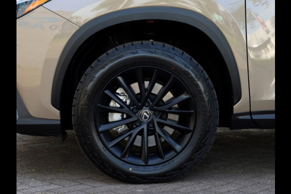 Lexus NX 450h+ AWD Overtrail | Panoramadak | 360 Camera | Trekhaak