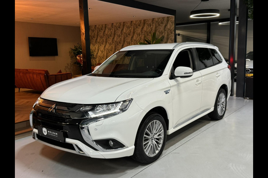 Mitsubishi Outlander 2.4 PHEV Intense Garantie Camera Navi StoelVW LED Cruise Clima Rijklaar