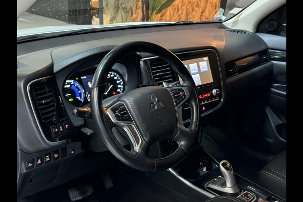 Mitsubishi Outlander 2.4 PHEV Intense Garantie Camera Navi StoelVW LED Cruise Clima Rijklaar
