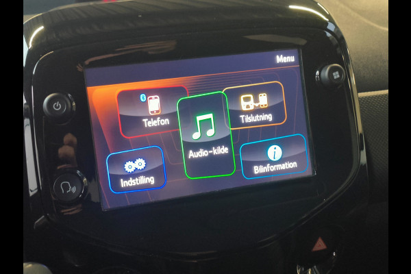 Citroën C1 1.0 VTi Feel Apple/Android Camera uit 2021 Rijklaar + 12 maanden Bovag-garantie Henk Jongen Auto's in Helmond,  al 50 jaar service zoals 't hoort!