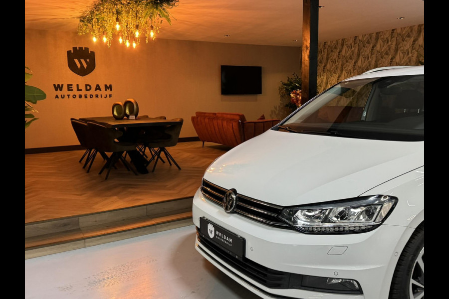 Volkswagen Touran 1.4 TSI Highline 7p Garantie Standkachel StoelVW Camera Carplay Adoptieve Cruise Navi Clima Led Rijklaar