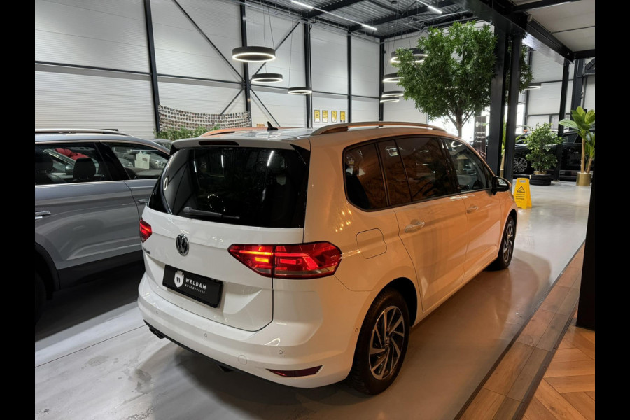 Volkswagen Touran 1.4 TSI Highline 7p Garantie Standkachel StoelVW Camera Carplay Adoptieve Cruise Navi Clima Led Rijklaar