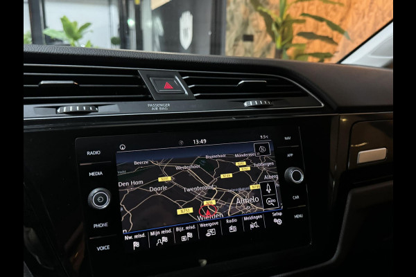 Volkswagen Touran 1.4 TSI Highline 7p Garantie Standkachel StoelVW Camera Carplay Adoptieve Cruise Navi Clima Led Rijklaar