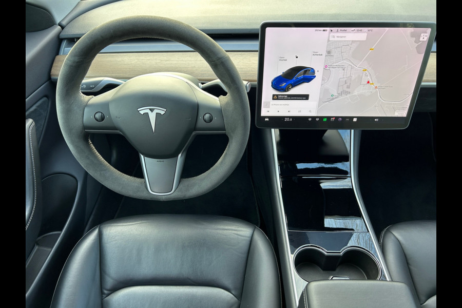 Tesla Model 3 Long Range AWD 75 kWh 82% SOH Trekhaak 910kg Rijklaarprijs!