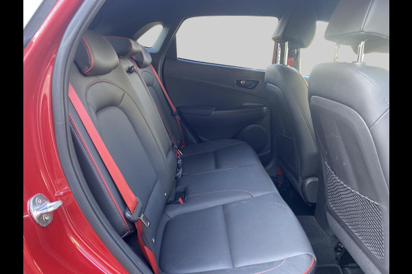 Hyundai Kona 1.6 T-GDI Premium | automaat | 177PK | volleder | trekhaak | stoelverwarming | stoelventilatie | stuurverwarming |