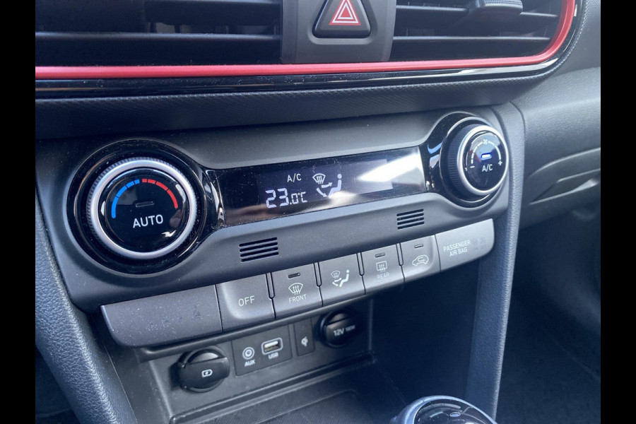 Hyundai Kona 1.6 T-GDI Premium | automaat | 177PK | volleder | trekhaak | stoelverwarming | stoelventilatie | stuurverwarming |