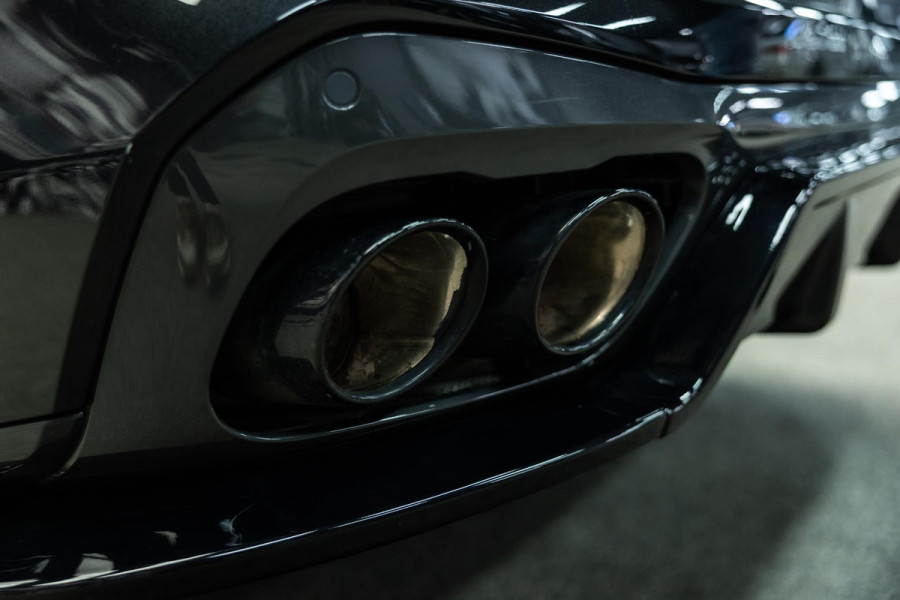 BMW X5 xDrive45e High Executive | M uitgevoerd | Stoelmassage | Sky Lounge | Head-Up | Carbon |