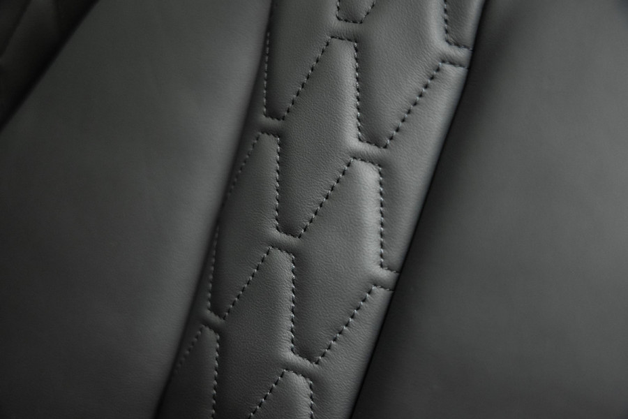 BMW X5 xDrive45e High Executive | M uitgevoerd | Stoelmassage | Sky Lounge | Head-Up | Carbon |