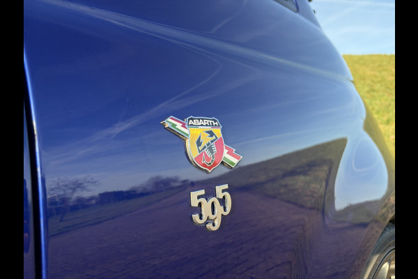 Fiat Abarth 595 Cabrio 1.4 T-Jet Pista Dealeronderhouden | Windscherm | PDC Achter | Navi