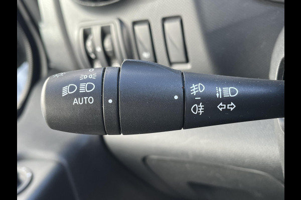 Renault Trafic 2.0 dCi 145 T29 L2H1*ECC*CRUISE*NAVI*HAAK*CAM*