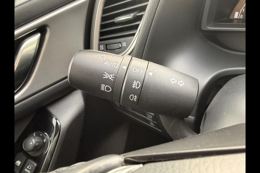 Mazda 3 2.0 SkyActiv-G 120 SkyLease | ACHTERUITRIJCAMERA | STOELVERWARMING |
