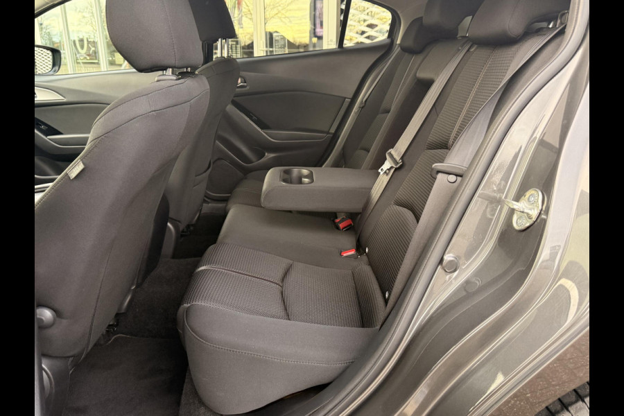 Mazda 3 2.0 SkyActiv-G 120 SkyLease | ACHTERUITRIJCAMERA | STOELVERWARMING |