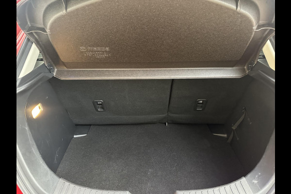 Mazda 2 1.5 e-SkyActiv-G 90 Homura | CAMERA | APPLE CARPLAY & ANDROID AUTO | 4-SEIZOENSBANDEN |